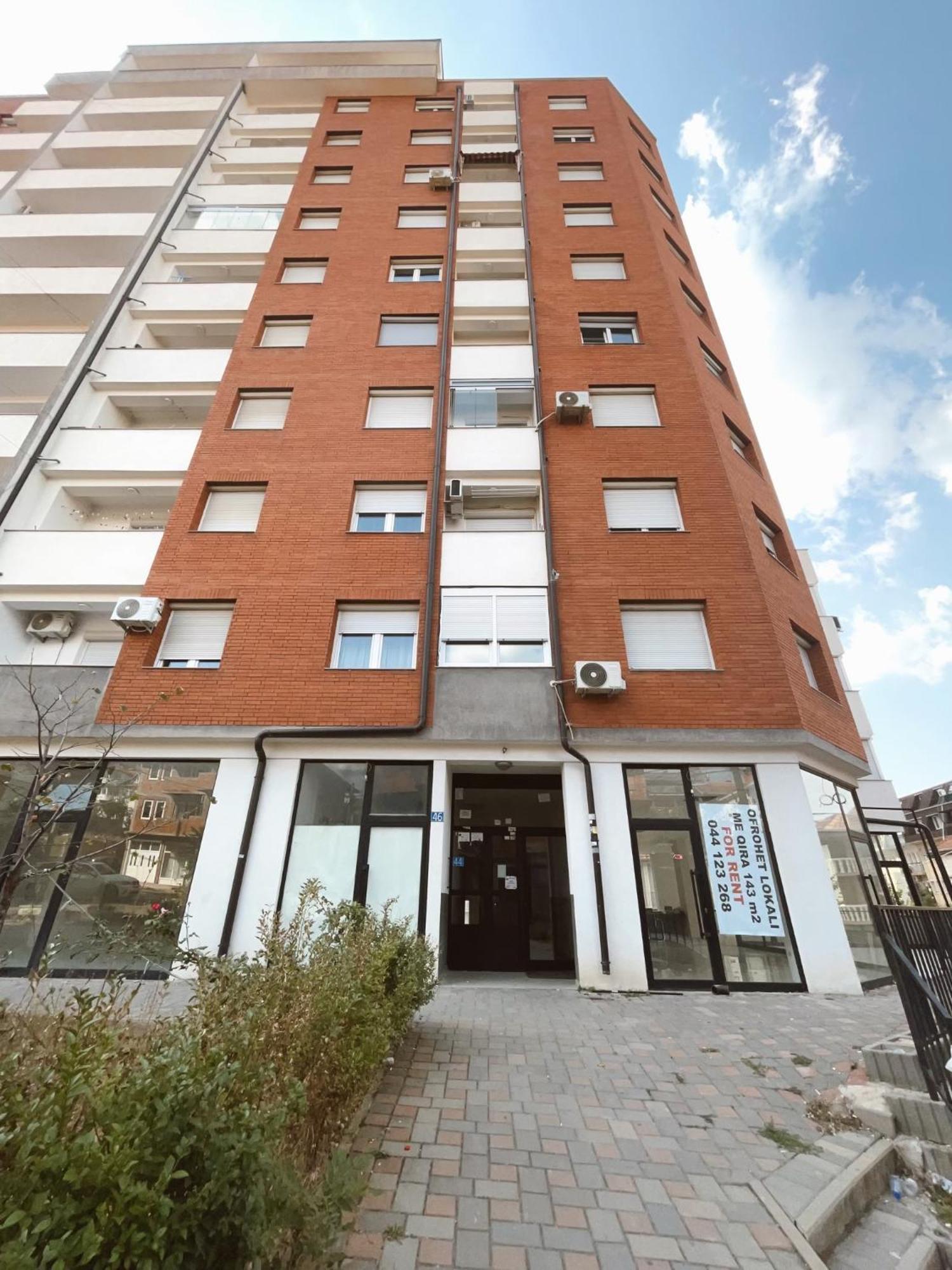 Apartment Troi プリシュティナ エクステリア 写真